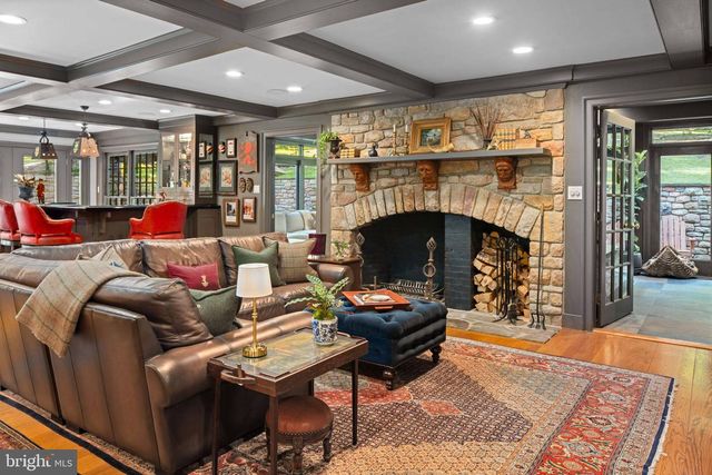6464 OLD CARVERSVILLE RD, Carversville, PA 18913