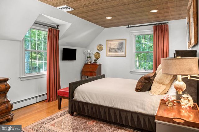 6464 OLD CARVERSVILLE RD, Carversville, PA 18913
