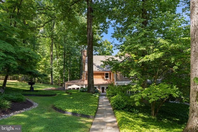 6464 OLD CARVERSVILLE RD, Carversville, PA 18913