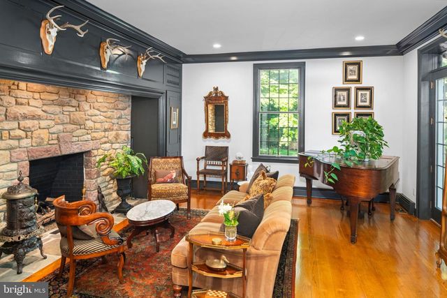 6464 OLD CARVERSVILLE RD, Carversville, PA 18913
