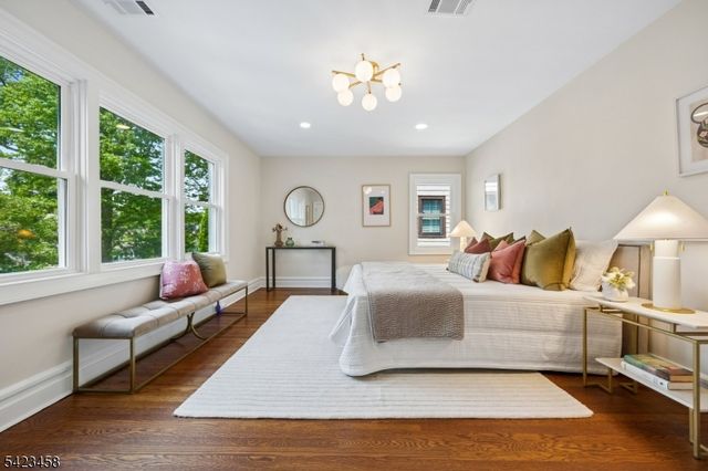 22 Rutgers St, Maplewood Twp., NJ 07040