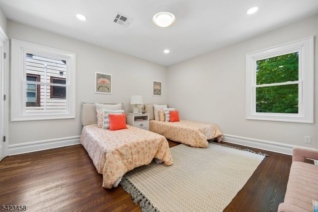 22 Rutgers St, Maplewood Twp., NJ 07040