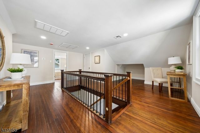 22 Rutgers St, Maplewood Twp., NJ 07040