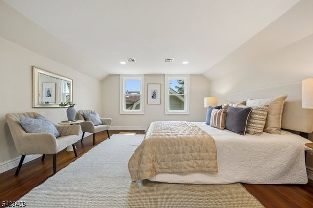 22 Rutgers St, Maplewood Twp., NJ 07040