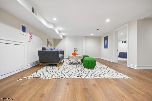 22 Rutgers St, Maplewood Twp., NJ 07040