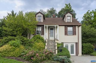 1014 SAINT CHARLES AVE, Charlottesville, VA 22901