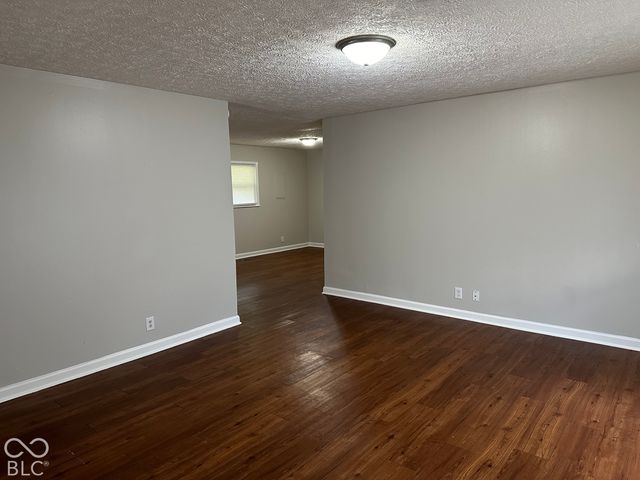 9031 E 34th Street, Indianapolis, IN 46235