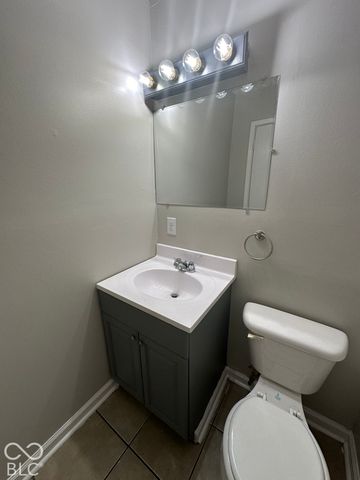 9031 E 34th Street, Indianapolis, IN 46235