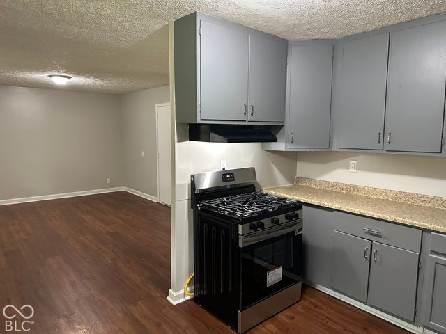 9031 E 34th Street, Indianapolis, IN 46235