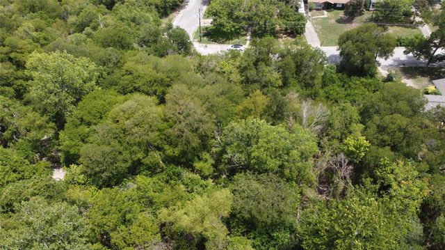 2502 Douglas ST, Austin, TX 78741