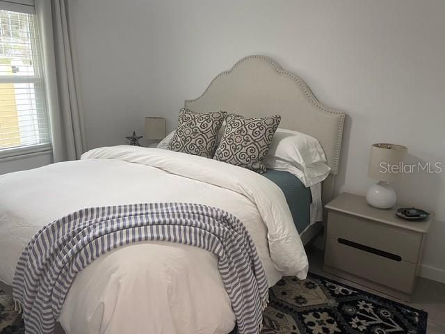 1009 SUMNER BLVD E, Safety Harbor, FL 34695