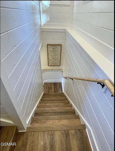 2120 Walnut Court, Sevierville, TN 37876