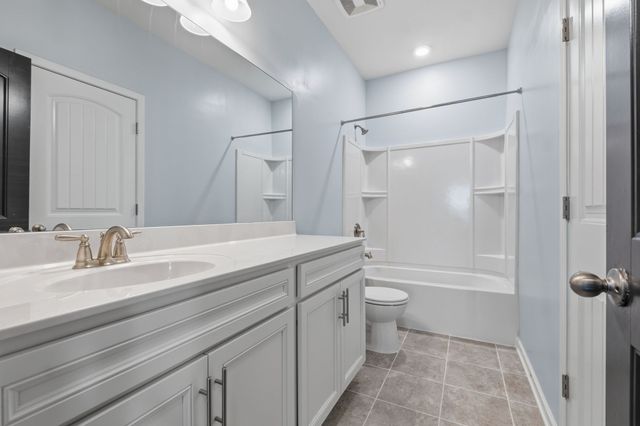 3748 Hoggett Ford Rd, Hermitage, TN 37076