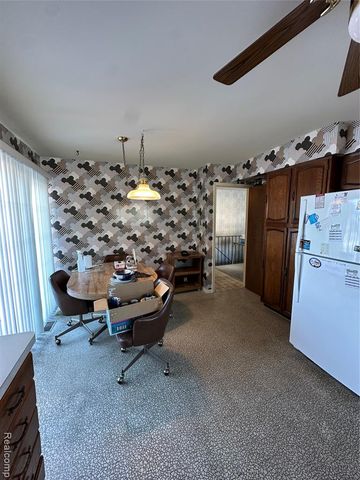 26471 Summerdale Drive 155, Southfield, MI 48033