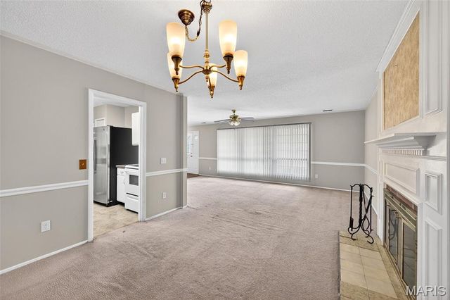 4542 Frederickton Court, St Louis, MO 63128