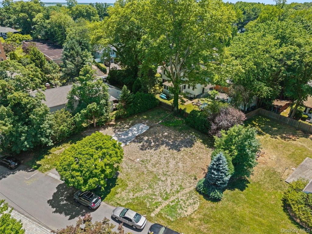 819 The Crescent, Mamaroneck, NY 10543 — photo 2