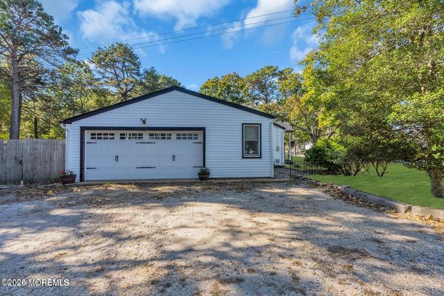 370 16th Avenue, Brick, NJ 08724
