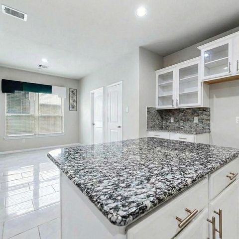 21388 Timber Lodge Lane, Porter, TX 77365