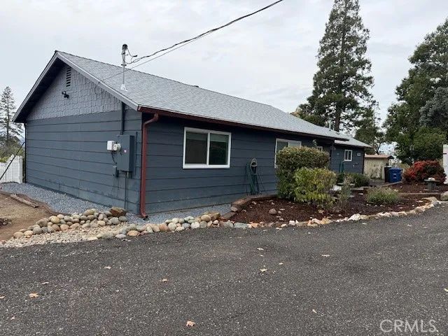 39468 Summit Drive, Oakhurst, CA 93644