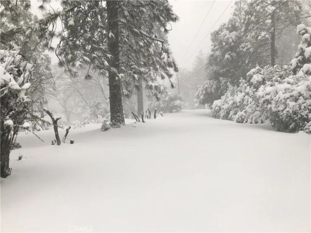 39468 Summit Drive, Oakhurst, CA 93644