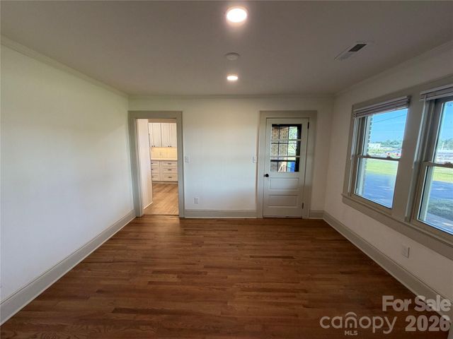 3649 Taylorsville Highway, Statesville, NC 28625