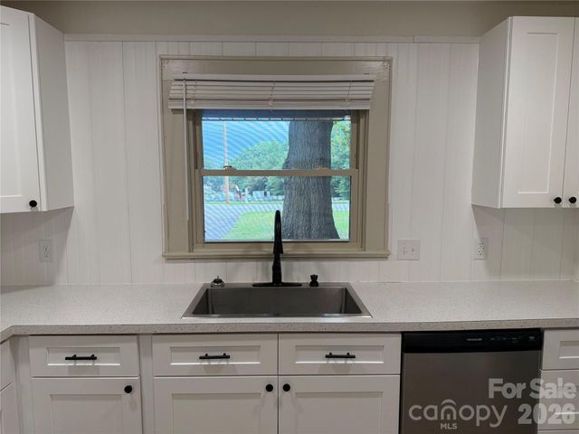 3649 Taylorsville Highway, Statesville, NC 28625