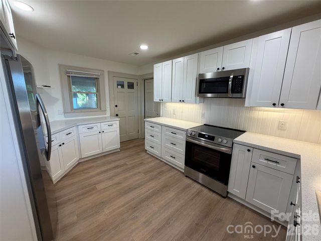 3649 Taylorsville Highway, Statesville, NC 28625