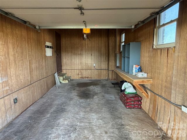 3649 Taylorsville Highway, Statesville, NC 28625