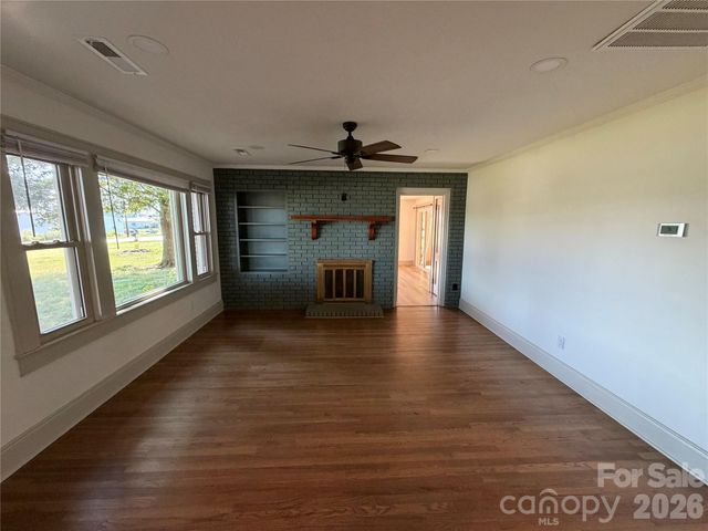 3649 Taylorsville Highway, Statesville, NC 28625