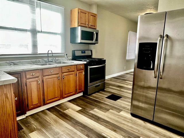 225 W Washington, Elkhart, IN 46516