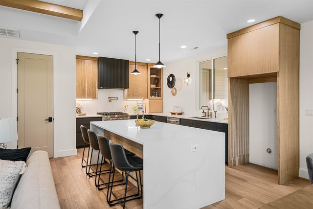 107 Taylor Street, Greenville, SC 29601