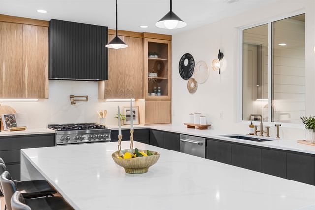 107 Taylor Street, Greenville, SC 29601