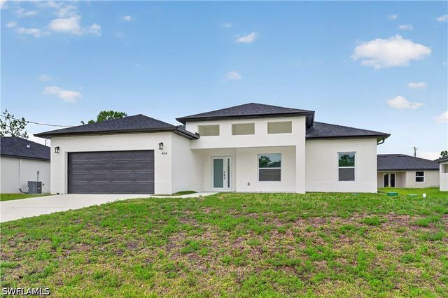 454 Mercedes CT, Lehigh Acres, FL 33972