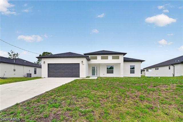454 Mercedes CT, Lehigh Acres, FL 33972
