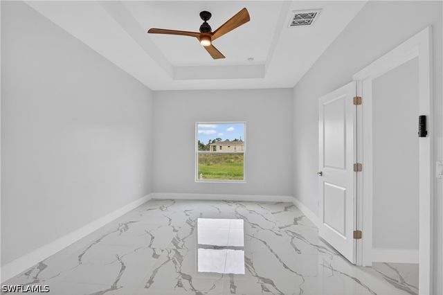 454 Mercedes CT, Lehigh Acres, FL 33972