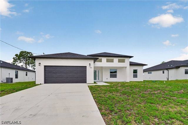 454 Mercedes CT, Lehigh Acres, FL 33972
