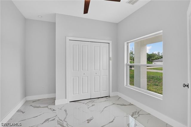 454 Mercedes CT, Lehigh Acres, FL 33972