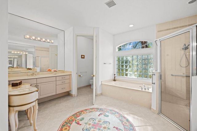 486 Blue Lake Drive, Port St. Lucie, Port St Lucie, FL 34986