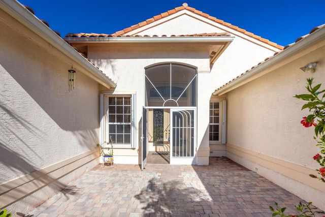 486 Blue Lake Drive, Port St. Lucie, Port St Lucie, FL 34986