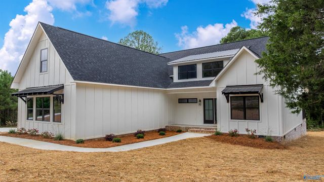 5006 Big Wills Road, Fort Payne, AL 35967