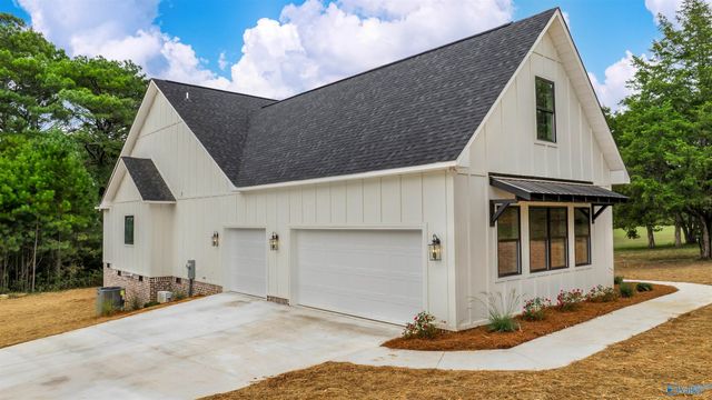 5006 Big Wills Road, Fort Payne, AL 35967