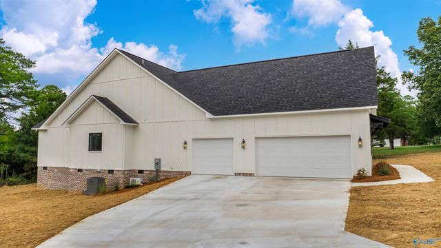 5006 Big Wills Road, Fort Payne, AL 35967