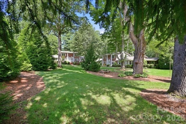 101 Boyd Drive 2C, Flat Rock, NC 28731