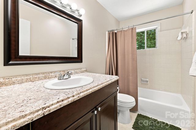 101 Boyd Drive 2C, Flat Rock, NC 28731