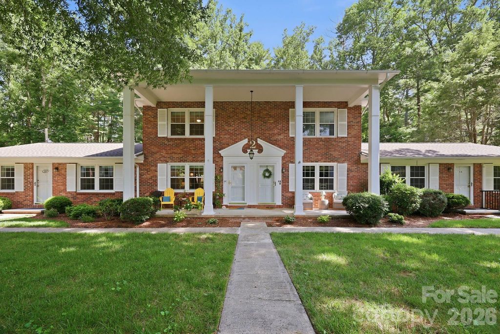 101 Boyd Drive 2C, Flat Rock, NC 28731