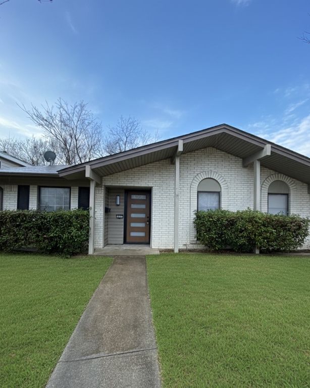 2917 Abston Drive, Mesquite, TX 75150