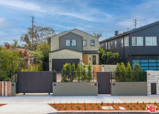 1016 Palms Boulevard, Venice, CA 90291