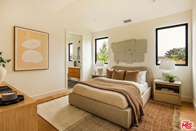 1016 Palms Boulevard, Venice, CA 90291
