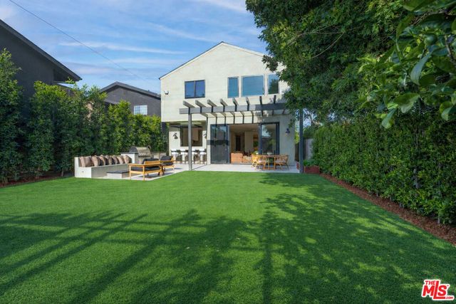 1016 Palms Boulevard, Venice, CA 90291