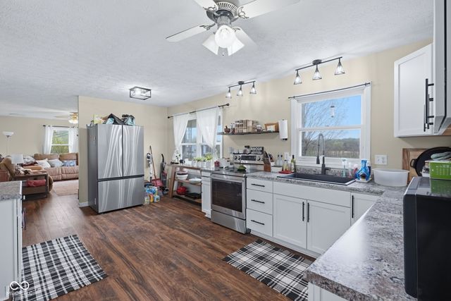 2860 S State Highway 7, North Vernon, IN 47265
